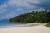 SEYCHELLES, Plage Anse Louise Mahe - la plage d'anse louise sur l'le principale de mah aux seychelles. bel htel  flanc de colline dans la nature..