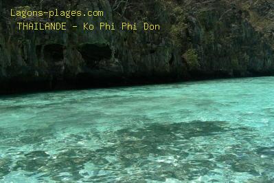 Plages de Ko Phi Phi Don, mer Andaman, THAILANDE
